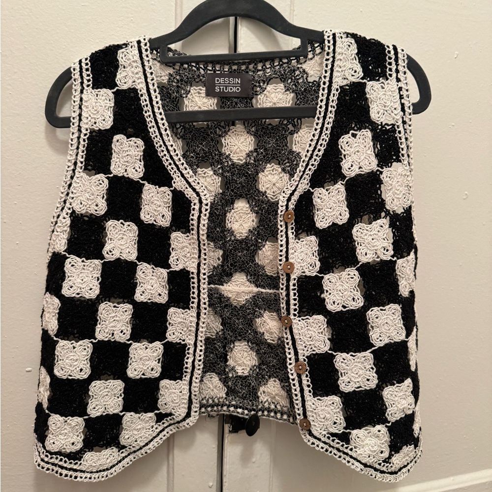 Dessin Studio crochet vest